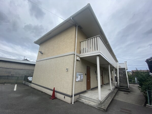 ジュネス清水の物件外観写真